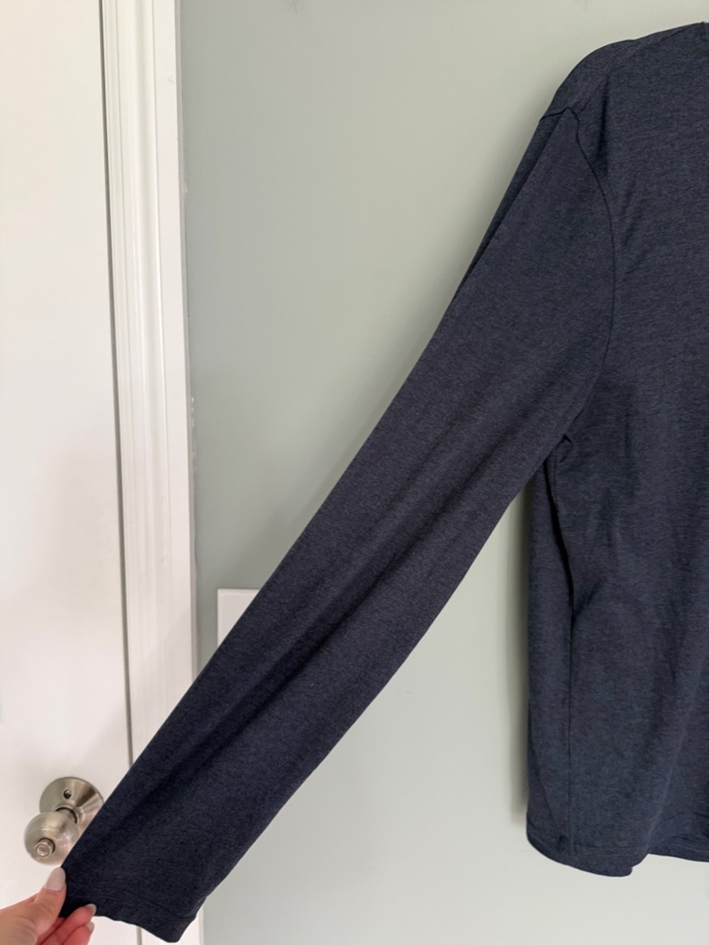 Onia "Sun Tee" Deep Indigo Long Sleeve Shirt Outdoor Casual Gorpcore - Picture 4 of 16